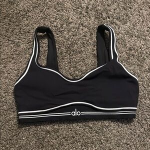 ALO Yoga Women's Black Sports Bra